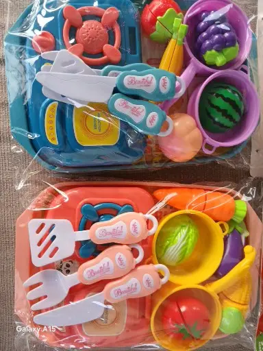 Courmot Cut Kitchen Set