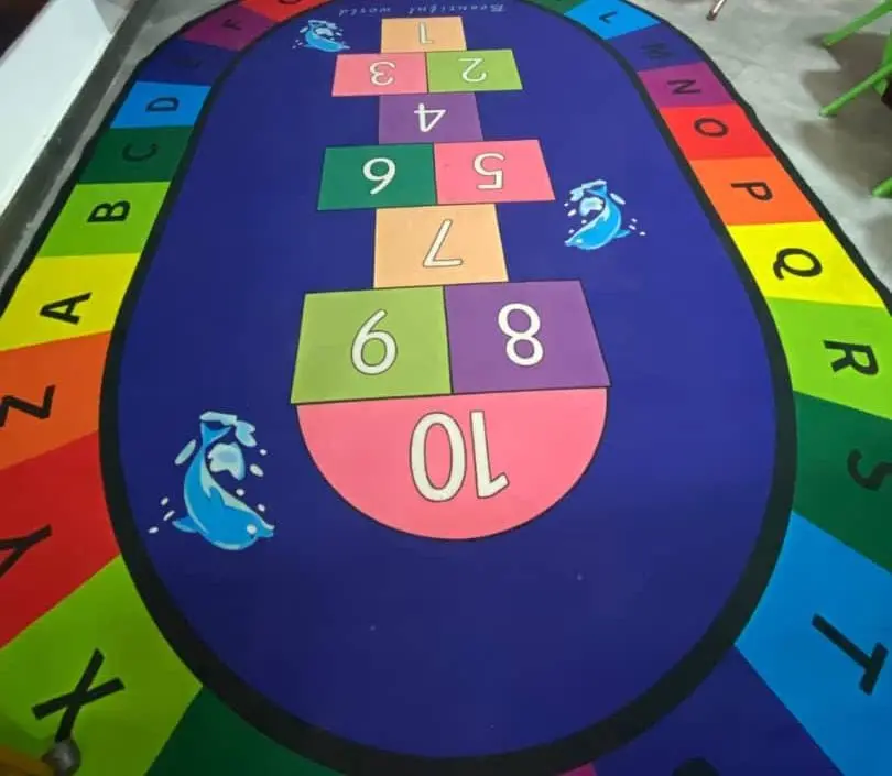 Classroom Rug (Hopscotch 2)