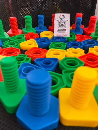 Manipulatives (Bolt & Knot) 